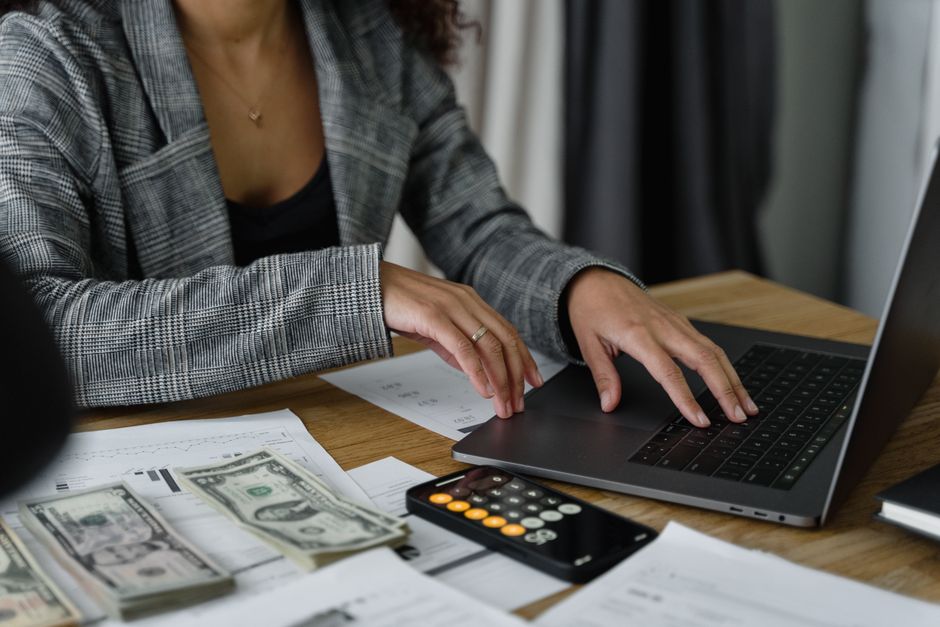 Choose Cloud HR and Payroll Software Without Hidden Cost Surprises